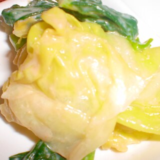 レンジで蒸し野菜の和風ミルクソースあえ